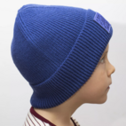 Knitted beanie patched Blue