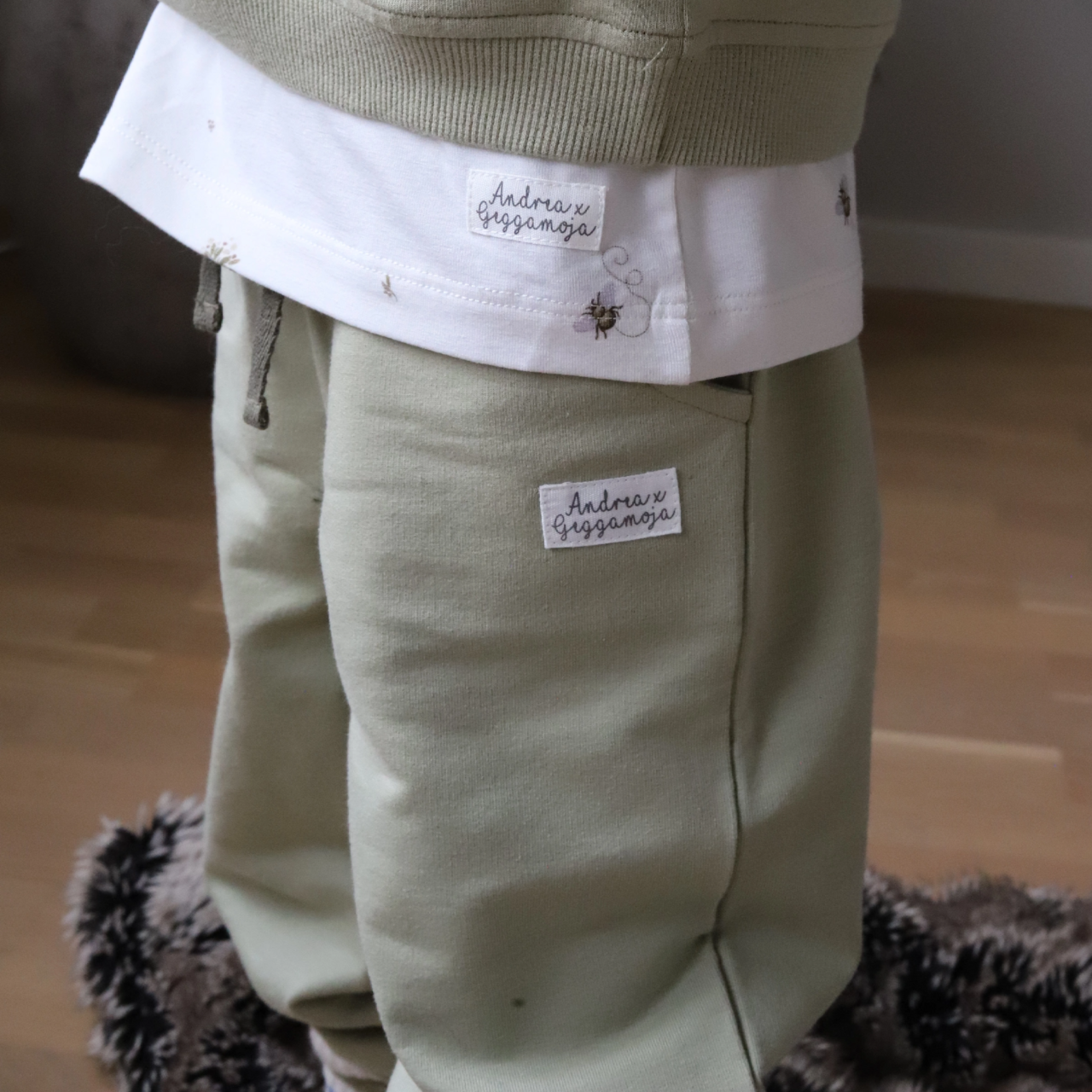 College trousers Olive 86/92