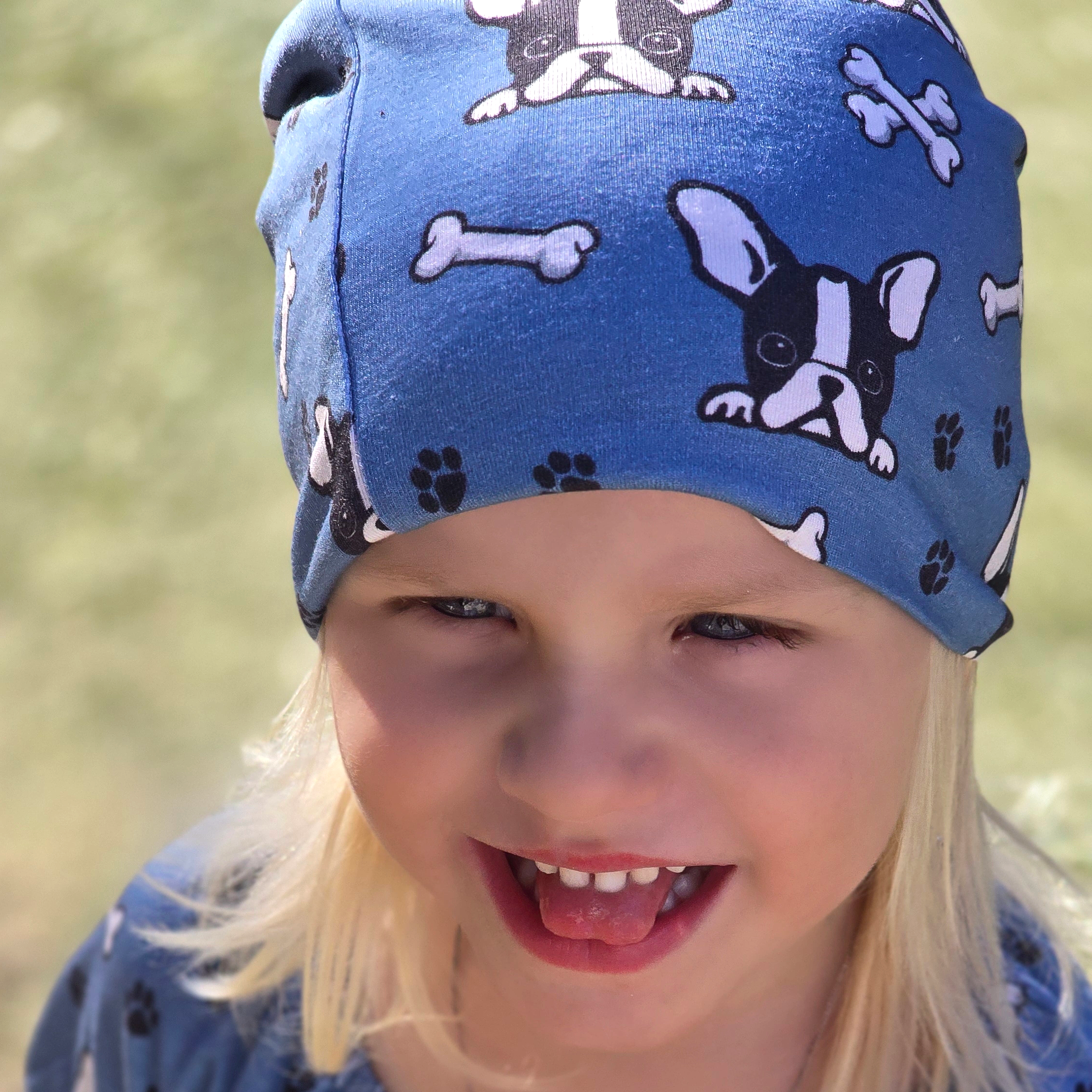 Bamboo beanie Blue Bulldog